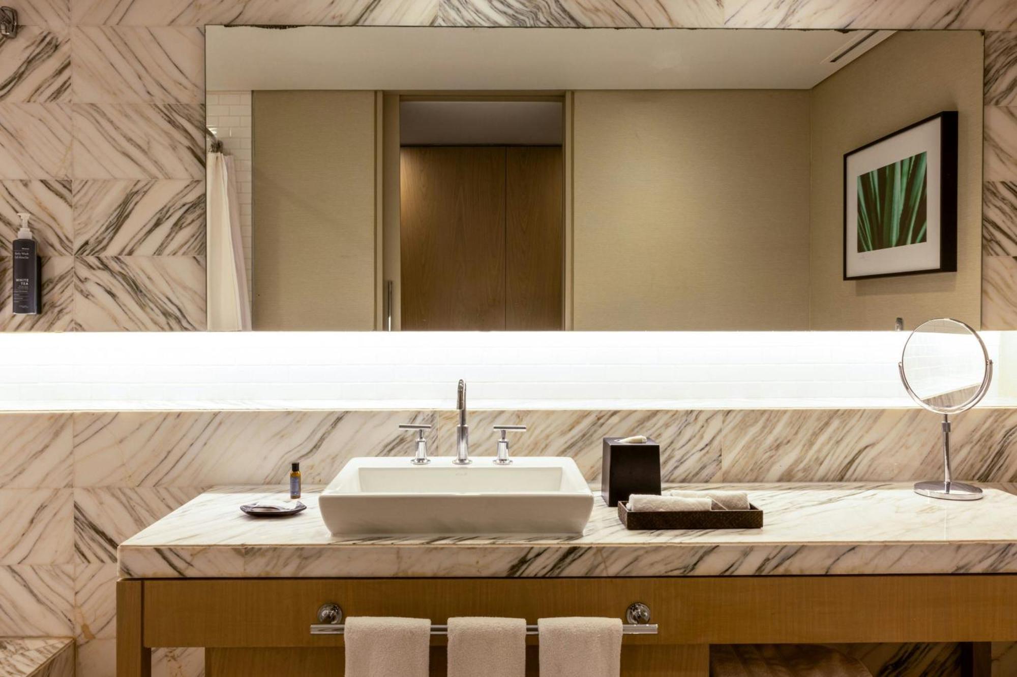 The Westin Guadalajara Hotell Eksteriør bilde